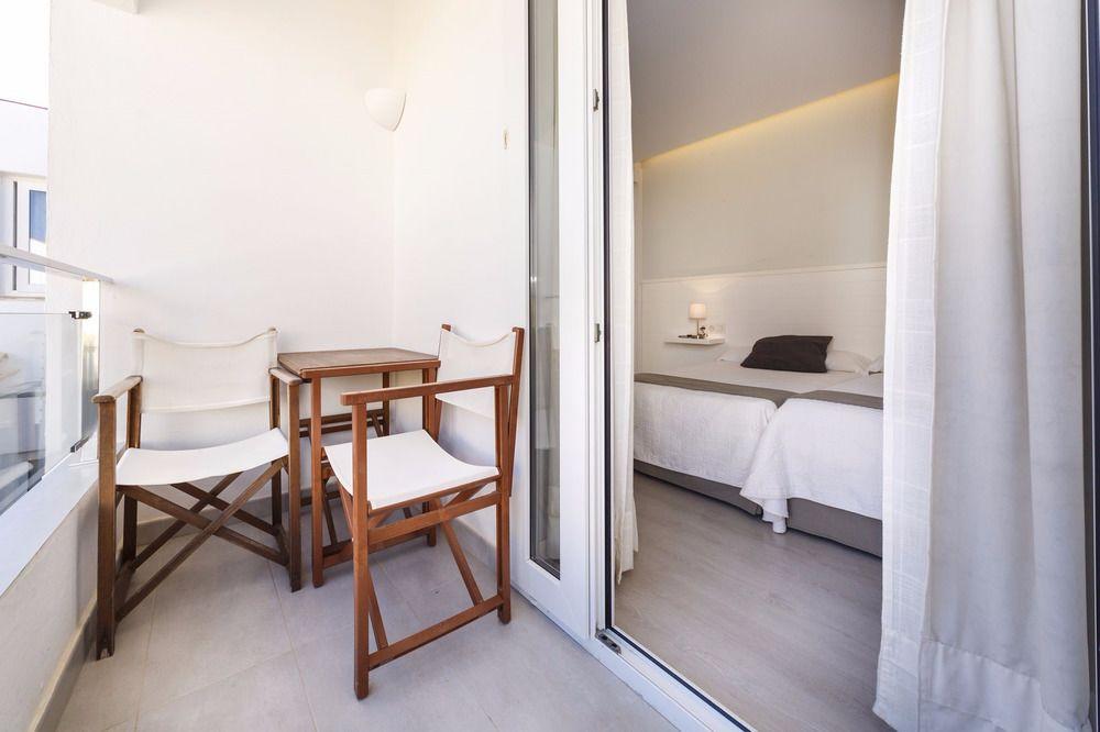 Hostal La Palma Fornells  Bagian luar foto