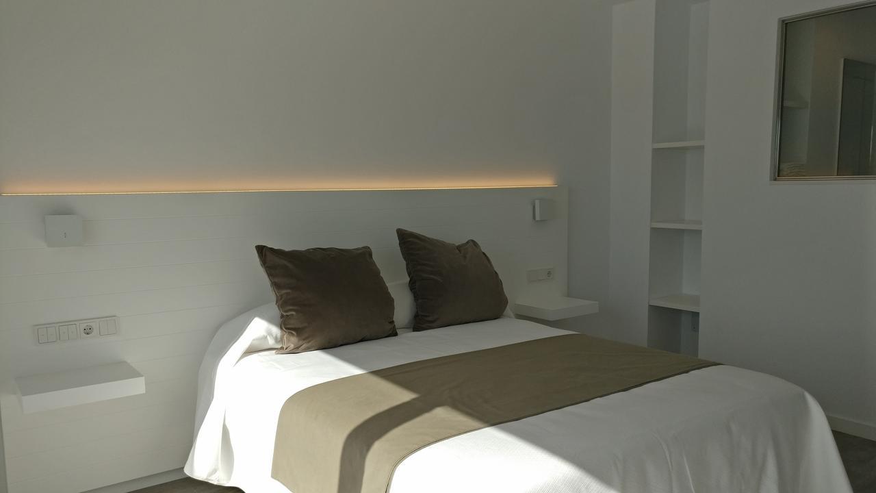 Hostal La Palma Fornells  Bagian luar foto